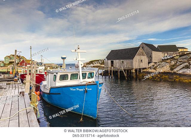 Canada, Nova Scotia, Peggy's Cove, fishing village on the Atlantic Coast, dawn