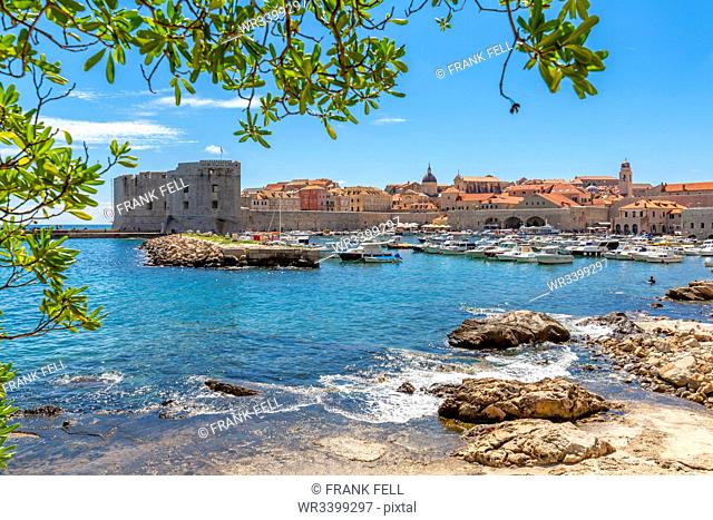 Harbourside view of Dubrovnik Old Town, UNESCO World Heritage Site, and Adriatic Sea, Dubrovnik, Dalmatia, Croatia, Europe