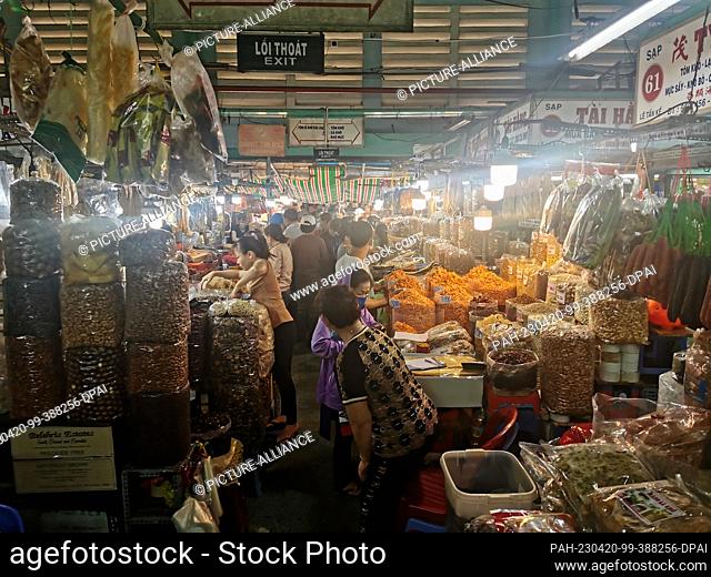 05 March 2023, Vietnam, Ho-Chi-Minh-Stadt: Market in Ho Chi Minh City. Photo: Alexandra Schuler/dpa. - Ho-Chi-Minh-Stadt/Vietnam