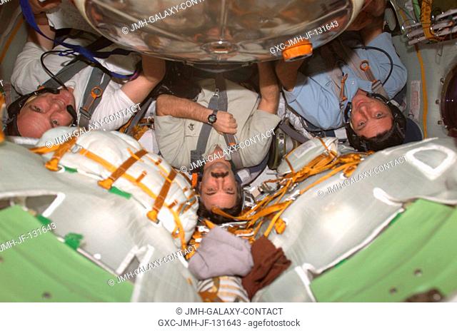Astronaut C. Michael Foale (left), Expedition 8 commander and NASA ISS science officer; cosmonaut Alexander Y. Kaleri, flight engineer (FE) representing...