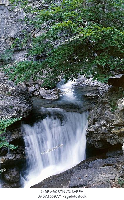Waterfall, Anisclo Canyon, Ordesa y Monte Perdido National Park (UNESCO World Heritage List, 1997), Aragon, Spain