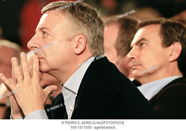 Jose Blanco and Jose Luis Rodriguez Zapatero during a PSOE political meeting, Lugo, 31/10/2011