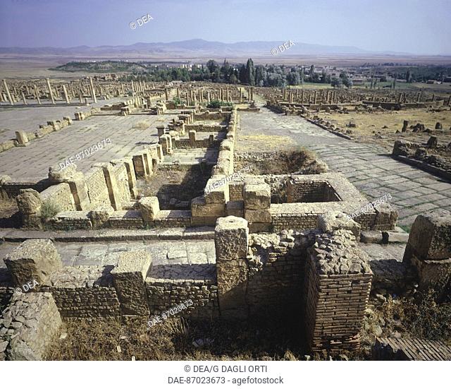Algeria - Timgad (called Thamugadi by the Romans, UNESCO World Heritage List, 1982), Roman colonial town founded by the Emperor Trajan around 100 A.D