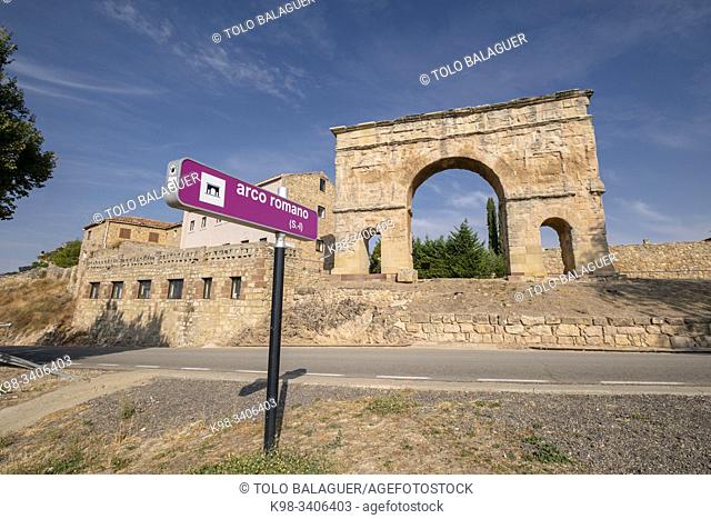 arco de triunfo romano, siglo I a. C. , Medinaceli, Soria, comunidad autónoma de Castilla y León, Spain, Europe