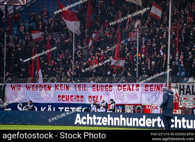 16 December 2023, North Rhine-Westphalia, Bochum: Soccer: Bundesliga, VfL Bochum - 1. FC Union Berlin, Matchday 15, Vonovia Ruhrstadion: Berlin fans protest...
