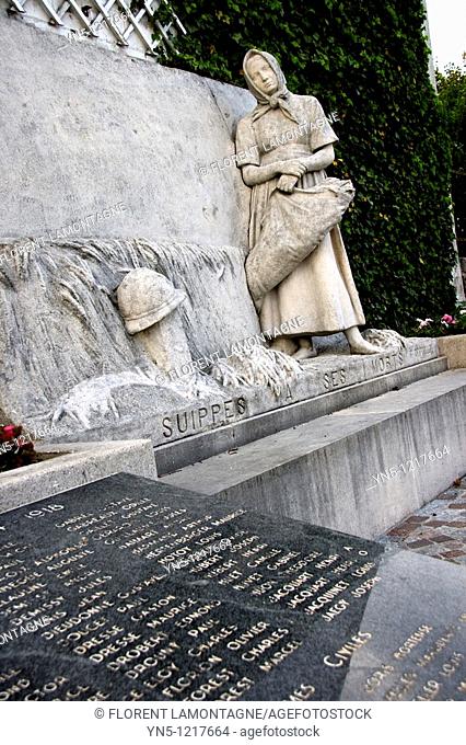 France, Champagne-Ardenne, Marne 51, Suippes - Memorial to the soldiers who died during the First World War