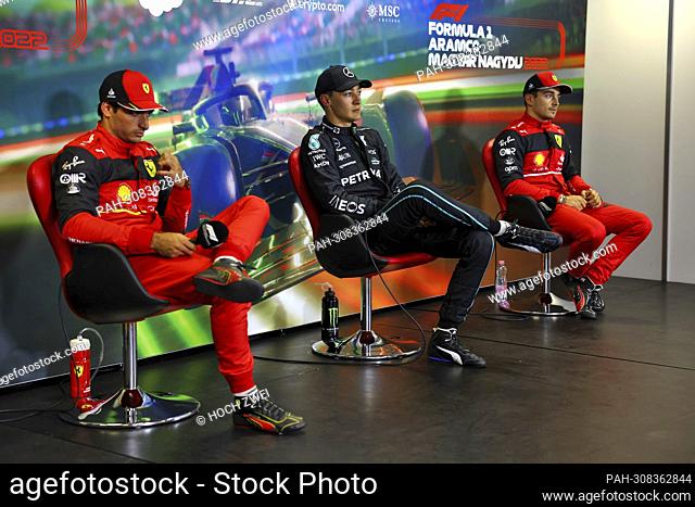 #55 Carlos Sainz (ESP, Scuderia Ferrari), #63 George Russell (GBR, Mercedes-AMG Petronas F1 Team), #16 Charles Leclerc (MCO, Scuderia Ferrari)