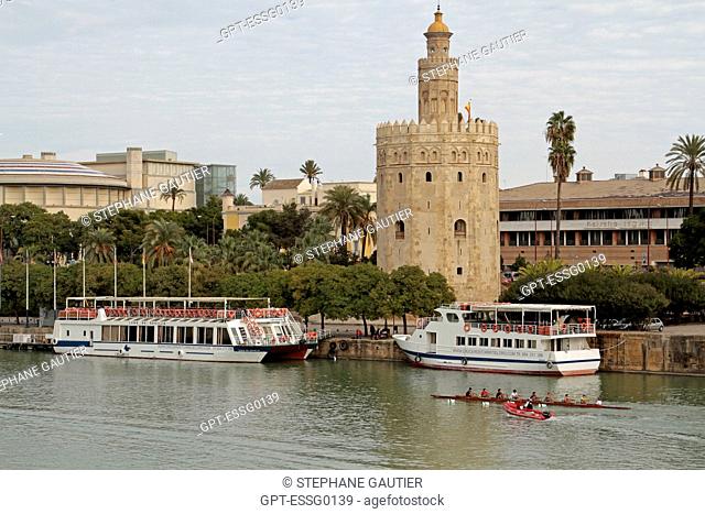 ALONG THE GUADALQUIVIR RIVER, LA TORRE DEL ORO TOWER OF GOLD, FORMER MILITARY OBSERVATION TOWER BUILT AT THE START OF THE 13TH CENTURY AND TODAY A MARITIME...