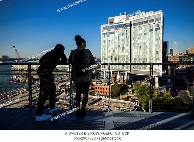 USA, New York, New York City, Lower Manhattan, The Standard Hotel, elevated view