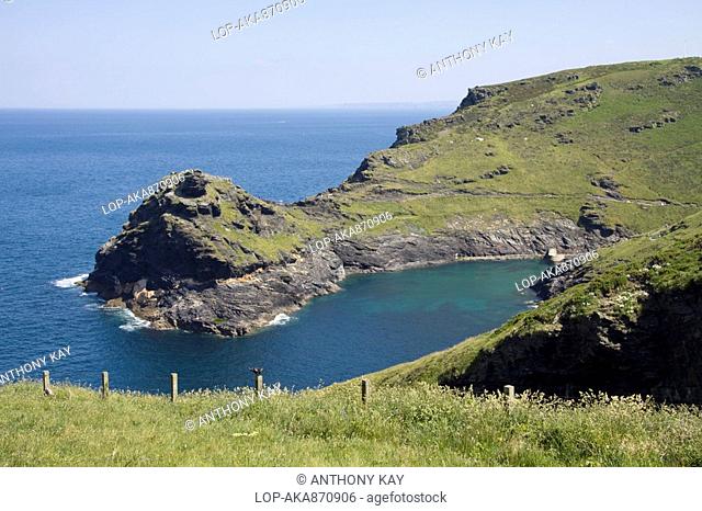 England, Cornwall, Boscastle, Penally Point at the entrance to Boscastle Harbour on the North Cornwall coast
