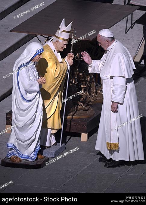 March 13, 2023 marks 10 years of Pontificate for Pope Francis. in the picture : Pope Francis Blesses the statue of Saint Mother Teresa of Calcutta and St