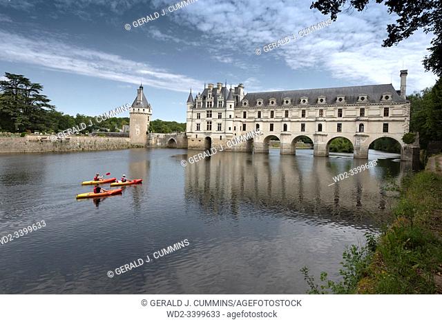 Europe France Chenonceaux : 2019-07 The castle of Chenonceau is a structure spanning the River Cher, near the small village of Chenonceaux in the Indre-et-Loire...