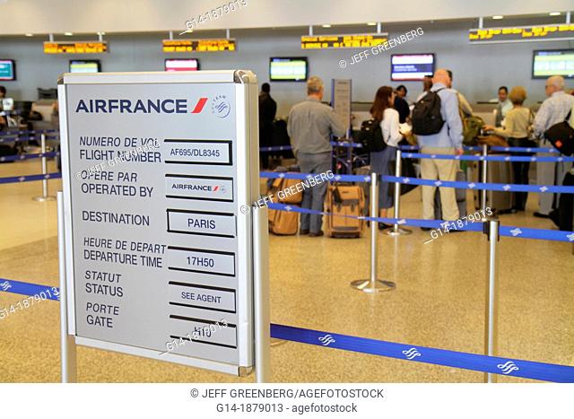 Florida, Miami, Miami International Airport, MIA, terminal, ticket counter, passengers, AirFrance