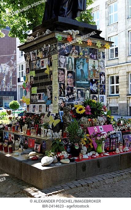 Michael Jackson memorial, Orlando di Lasso statue, Promenadenplatz square, Munich, Bavaria, Germany, Europe
