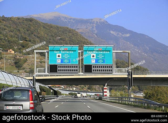 A2 E35 motorway near Bellinzona shortly in front of the junction to the Gotthard Pass or San Bernardino Pass A13 E43, Canton Ticino Ticino, Switzerland, Europe