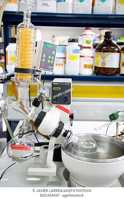 Rotary evaporator. Research and Development laboratory. Functional biomolecules in food extraction. AZTI-Tecnalia. Technological Centre specialised in Marine...