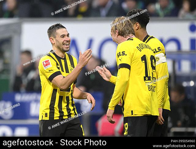 jubilation Julian BRANDT (DO) after his goal to 0:1, Raphael GUERREIRO l. (DO), Soccer 1. Bundesliga, 20th matchday, SV Werder Bremen (HB) - Borussia Dortmund...