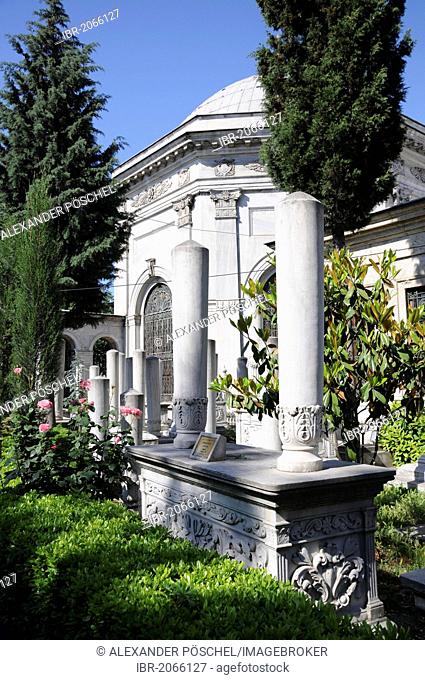 Sultan Mahmud II cemetery, old town, Istanbul, Turkey, Europe