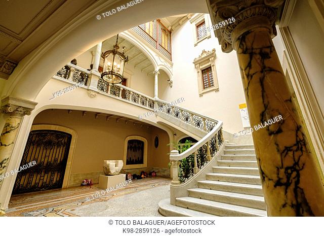 Museu Fundación Juan March, escalera de la antigua casa señorial Can Gallard del Canyar, siglo XVII, Palma, Mallorca, balearic islands, spain, europe
