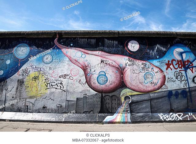 Street Art on the Berlin Wall, Berlin, Germany, Europe