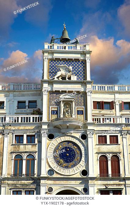 The early renaissance clock tower of Torre dell' Orologio, San Marco district, Venice, UNESCO World Heritage Site, Venetia, Italy, Europe