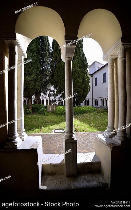 Rome Colle Aventino, Basilica of Santa Sabina .The cloister The basilica of Santa Sabina all'Aventino is a Catholic place of worship in the historic center of...