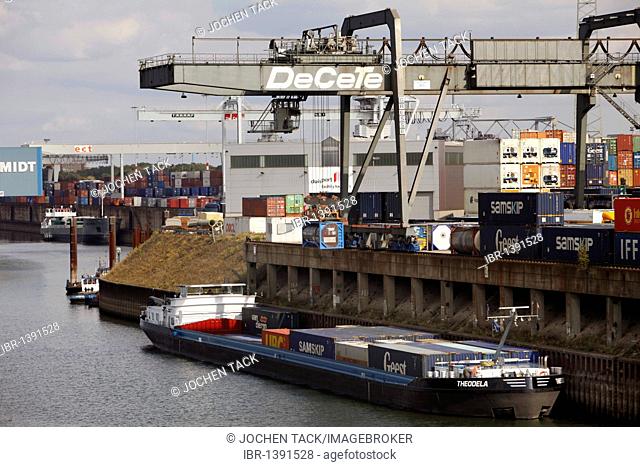 DeCeTe terminal, container loading at the southern dock of the inland port Duisburg-Ruhrort, Duisburg, North Rhine-Westphalia, Germany, Europe