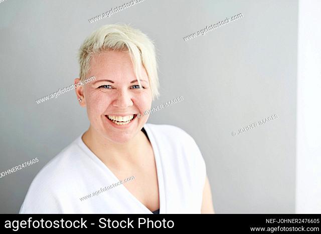 POrtrait of smiling woman