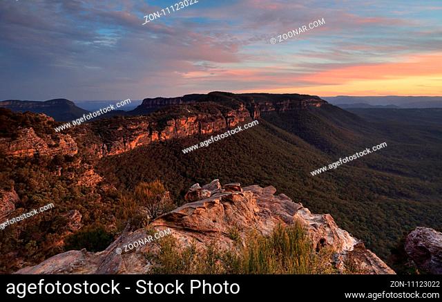 Magnificent sunset over Narrorneck Plateau and part of the Megalong Valley which lies in the Blue Mountains of Australia just west of Sydney