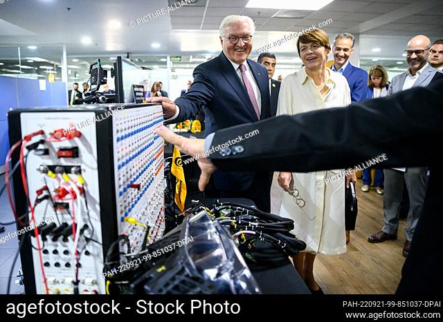 21 September 2022, Mexico, Guadalajara: German President Frank-Walter Steinmeier and his wife Elke Büdenbender visit the plant of German automotive parts...