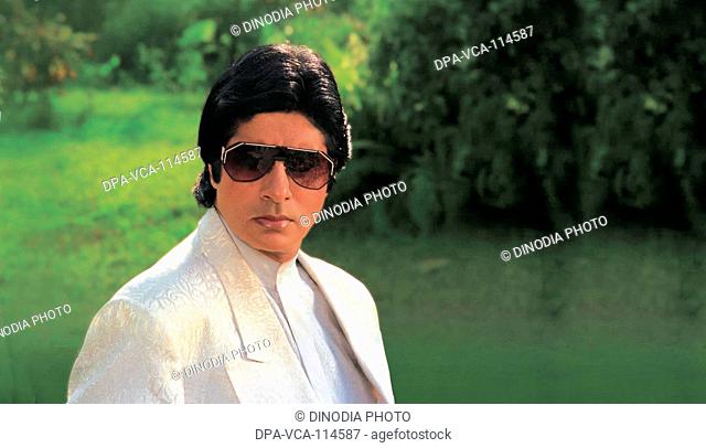 South Asian Indian actor Amitabh Bachchan shoot for Agneepath film ; Bombay Mumbai  ; Maharashtra ; India NO MR