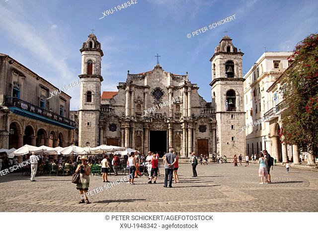 the cathedral Catedral de San Cristobal on the square Plaza de la Catedral in Old Havana La Habana Vieja, Havana, Cuba, Caribbean