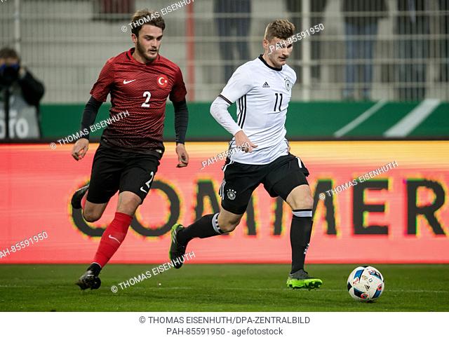 Germany's Timo Werner and Turkey's Ertugrul Ersoy during the Under-21 soccer test match between German and Turkey in Berlin,  Germany, 10 November 2016