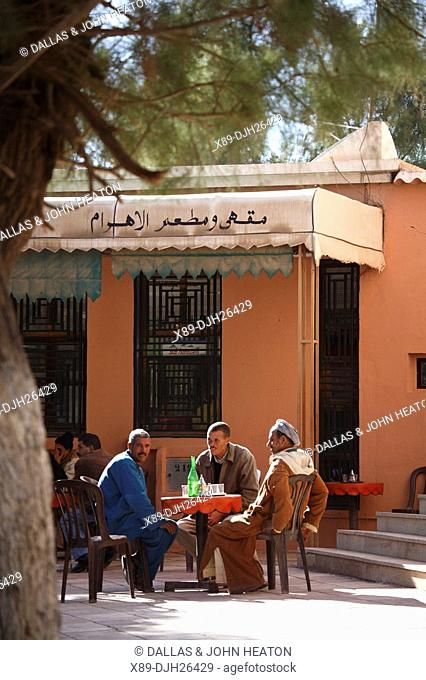 Africa, North Africa, Morocco, Atlas Mountains, Dades Valley, El-Kalaa M Gouna, Restaurant