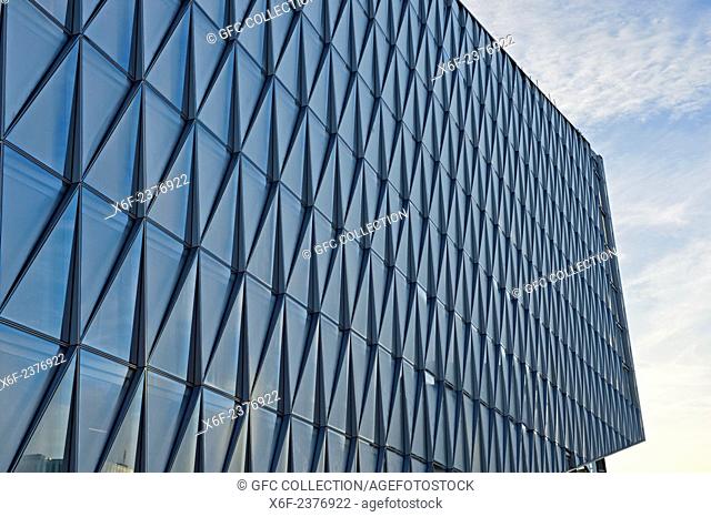 Self-shading quilted glass facade, West Facade, of the JIT Building, headquarters of Japan International Tobacco, JIT, by SOM Architects, Geneva, Switzerland