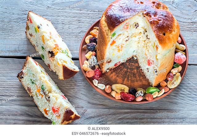 Panettone with dried fruits