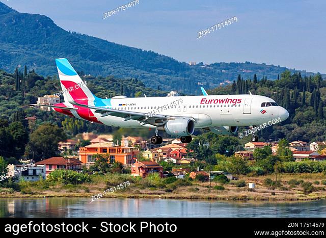 Korfu, Griechenland - 19. September 2020: Ein Airbus A320 Flugzeug der Eurowings mit dem Kennzeichen D-AEWI auf dem Flughafen Korfu (CFU) in Griechenland