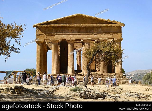Temple of Concordia in the Valle dei Templi at Agrigento, Sicily, Italy