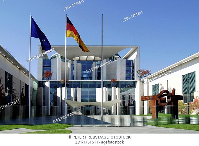 German Federal Chancellery in Berlin with the steel sculpture 'Berlin' of the Basque sculptor Eduardo Chillida in the foreground on the right - Caution: For the...