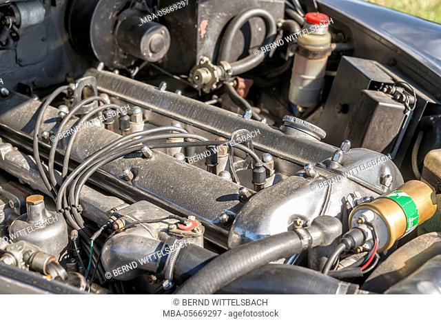 Breuberg, Hessen, Germany, engine of a Jaguar MK 2, year of manufacture 1961, cubic capacity 3.8 l, 220 HP