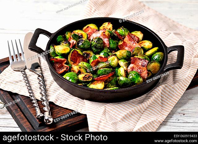 Roasted brussels sprouts with bacon