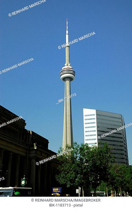 CN Tower, Canadian National Tower, 553 metres high, in Toronto, Ontario, Canada