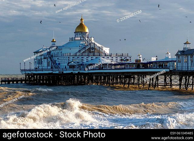 EASTBOURNE, EAST SUSSEX/UK - JANUARY 7 : View of Eastbourne Pier in East Sussex on January 7, 2018. Unidentified people