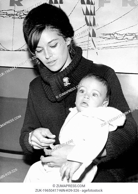 Apr. 17, 1965 - Paris, France - French actress and director NATHALIE DELON with her son ANTHONY DELON at Paris Orly Airport