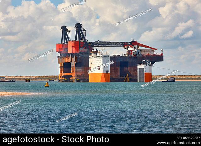 Hugy rusty crane vessel about to be scrapped
