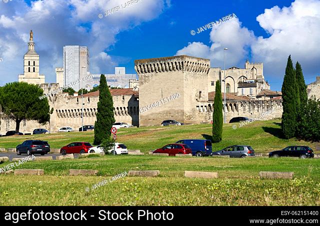 Palais des Papes, Place du Palais, Avignon, Vaucluse, Provence-Alpes-Côte d’Azur, France, Europe. The Palais des Papes is a medieval palace located in Avignon