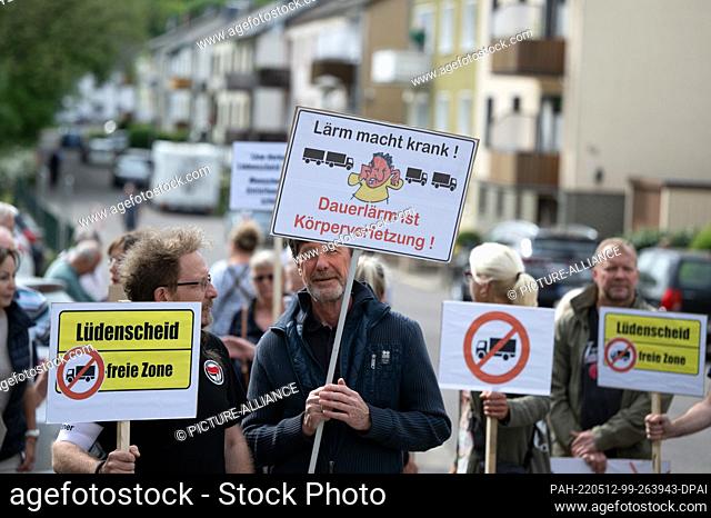 12 May 2022, North Rhine-Westphalia, Lüdenscheid: ""Noise makes you sick!"" is written on a poster at a demonstration against the pollution caused by the...