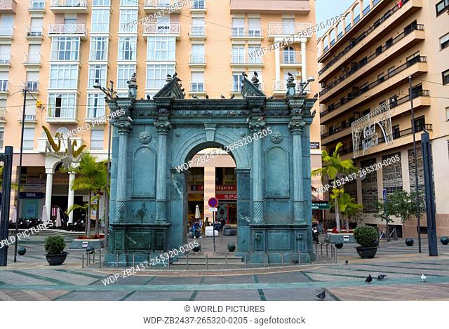 Triumphal arch, Plaza de los Reyes, main square, Ceuta, Spanish enclave inside Morocco, northern Africa