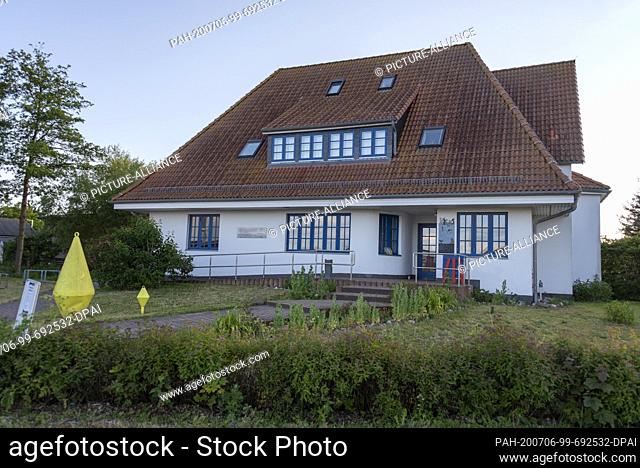 06 June 2020, Mecklenburg-Western Pomerania, Hiddensee: View of the library ""Henni Lehmann"" in Vitte. The house was designed in 1907 by the Schwerin architect...