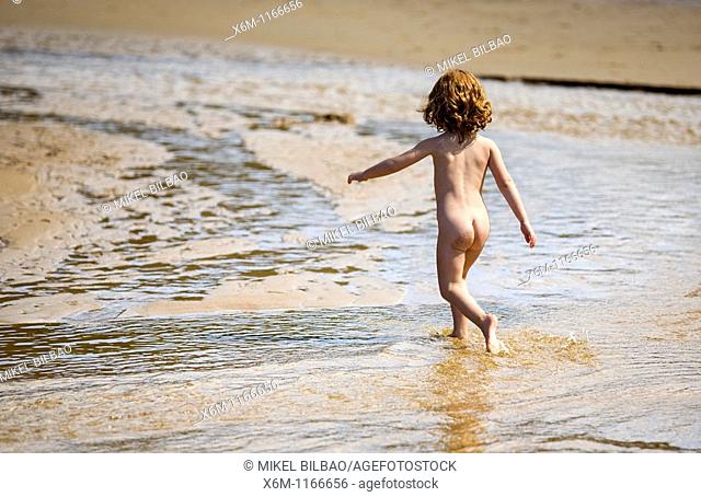 baby girl on a beach  Galizano beach  Galizano, Ribamontan al Mar, Trasmiera County, Cantabria, Spain, Europe